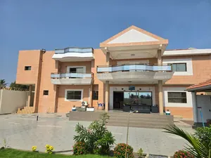 Villa duplex 10 pièces à vendre à Baguida côté plage – 1 800 m² – Titre foncier – 420 millions FCFA — photo 3