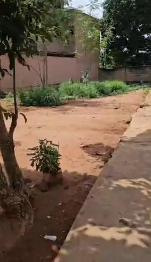 Terrain 1 lot avec construction en vente à Agoè Sogbossito, Somayaf – 35 millions FCFA — photo 2