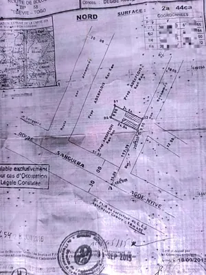 Vente d'une maison à Agoè Fiovi, 1 pièce, 244 m², à 100 m du carrefour Cool Catché – 20 millions FCFA à débattre — photo 2
