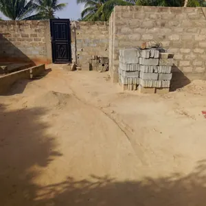 Maison 2 pièces en vente à Adétikopé Lycée – 8 millions FCFA