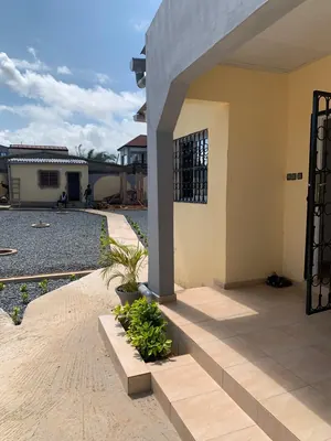 Mini villa 2 pièces à vendre à Ségbé Pharmacie sur 1 lot – 35 millions FCFA — photo 3