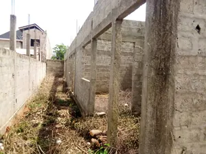 Maison inachevée sur dalle 3 chambres 300 m² en vente à Zanguéra Klémé Agokpanou – 25 millions FCFA — photo 2