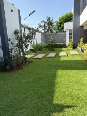 Villa duplex 6 chambres en vente sur 1 lot à Avénou – 200 millions FCFA