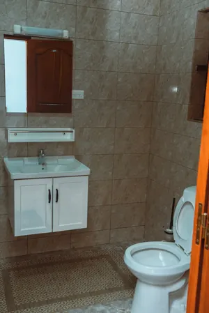 Vente d'une villa duplex meublée à Agodéké, 12 chambres, 600 m², titre foncier personnel – 250 millions FCFA — photo 13