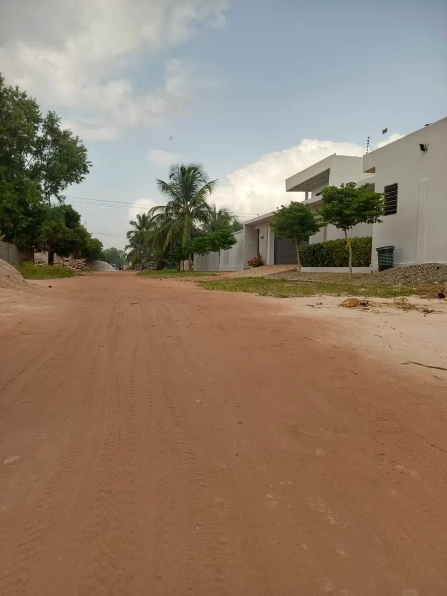 Maison en angle de 2 voies à Adidogomé Atilamonou, 346 m², à 200 m du goudron – 27 millions FCFA
