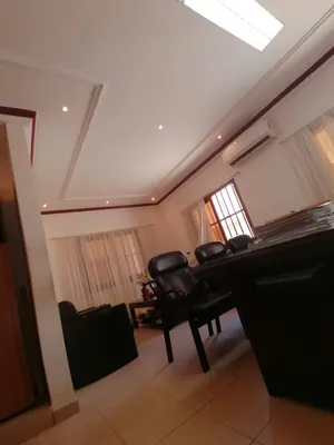 Immeuble en vente en bord de goudron à Bè Klikamé – 120 millions FCFA — photo 5