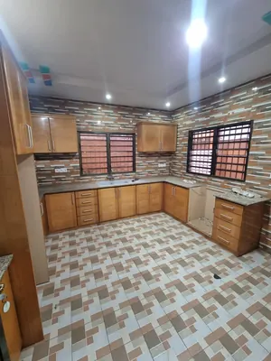 Vente d'une villa à Hountigomé, angle de rue, R+2, 447 m², proche du goudron – 250 millions FCFA — photo 17