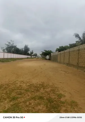Immeuble en vente en bordure de la plage à Baguida – 1,250 milliard FCFA — photo 3