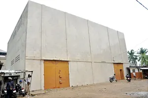 Magasin à vendre à Assigamé, rue de Locam, Lomé – 250 millions FCFA — photo 1