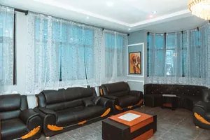 Vente d'une villa duplex meublée à Agodéké, 12 chambres, 600 m², titre foncier personnel – 250 millions FCFA — photo 19