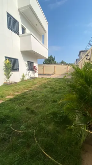 Villa 5 chambres à vendre sur 448 m² à Tokoin Casablanca – 240 millions FCFA — photo 7