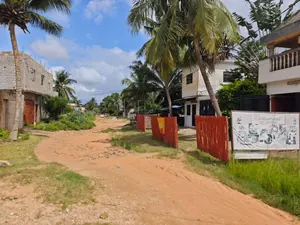 Terrain 300 m² en vente à Atigangomé – 18 millions FCFA — photo 2