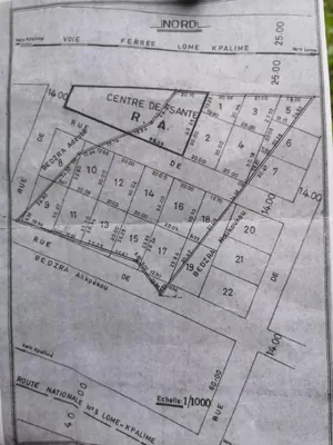Terrain 2 lots (1200 m²) en vente à Aképé Jérusalem, proche du goudron – 18 millions FCFA — photo 2
