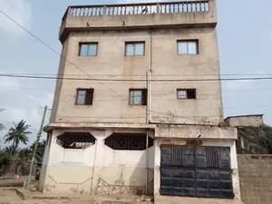 Villa R+2 en vente à Bè Anfamé – 70 millions FCFA — photo 4