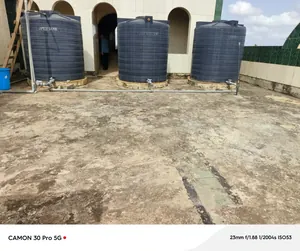 Hôtel 23 chambres 1200 m² en vente en angle de rue à Apessito – 210 millions FCFA — photo 2