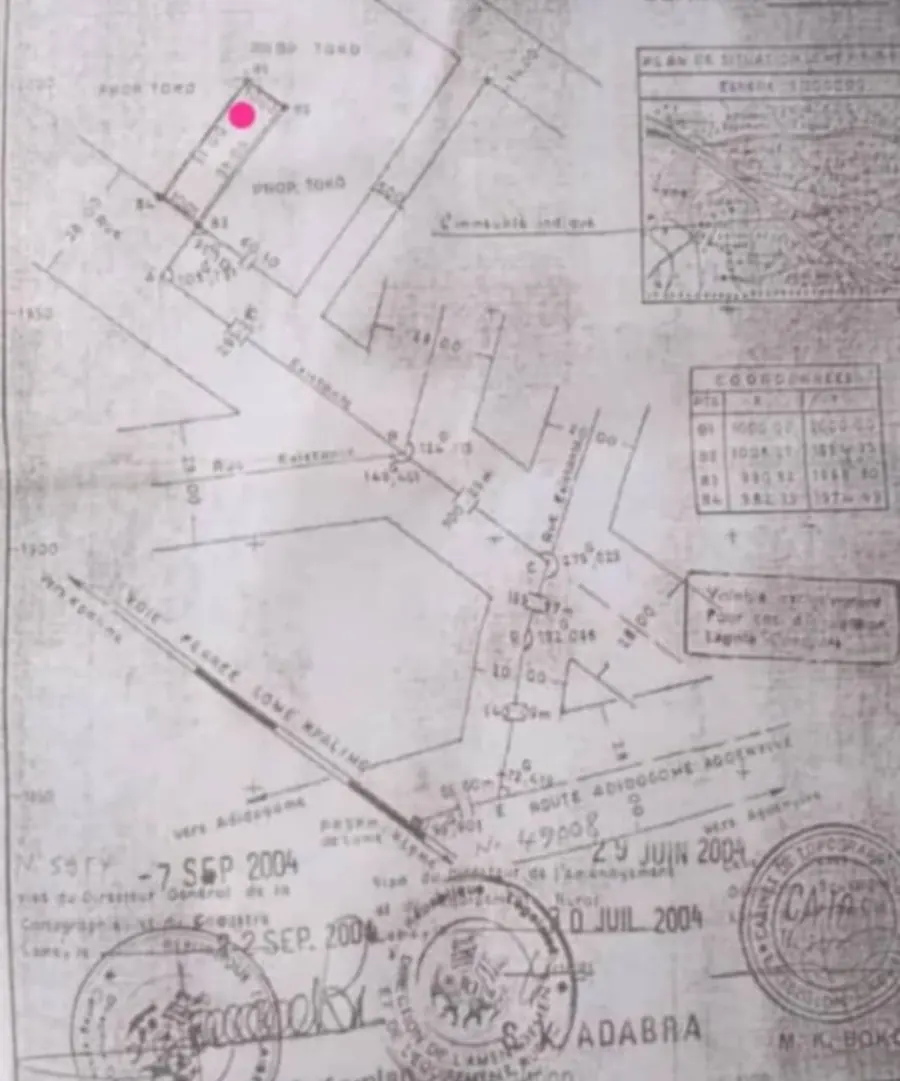 Terrain 311 m² en vente à Amandahome – 20 millions FCFA