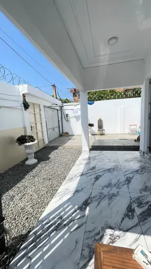 Villa 4 pièces en vente à Avépozo Agodékè – 30 millions FCFA — photo 3