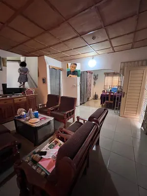 Vente d'une villa à Agoè Plateau, demi-lot, 3 chambres, dépendance et boutique – 45 millions FCFA à débattre — photo 4