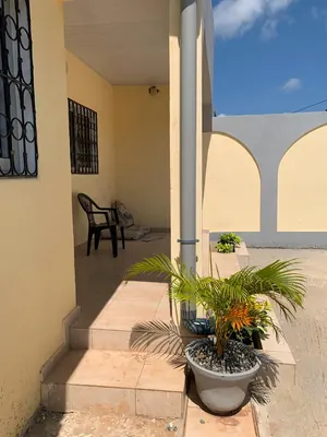 Mini villa 2 pièces à vendre à Ségbé Pharmacie sur 1 lot – 35 millions FCFA — photo 2