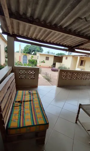 Maison 4 chambres en vente à Agoè Etat Major, proche du goudron – 60 millions FCFA — photo 3