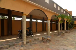 Immeuble R+2 à vendre à Kpogan Agodékè – 350 millions FCFA — photo 2
