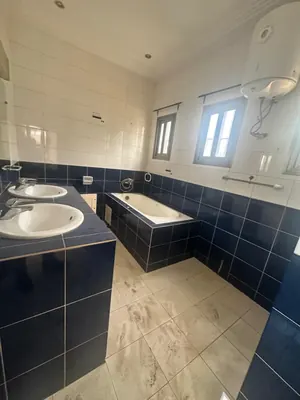 Villa duplex à louer à Tokoin Hôpital à 5 m du goudron – 700 000 FCFA/mois — photo 15