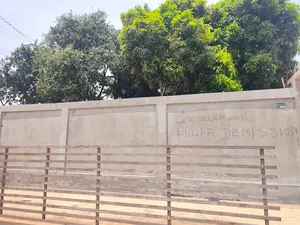 Maison 1 chambre en vente en angle de rue à Totsi Gblinkomé – 40 millions FCFA — photo 4