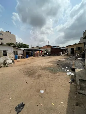 Maison avec studios et boutique en vente au bord du goudron à Tokoin Cassablanca – 120 millions FCFA — photo 3