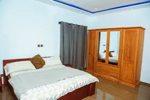 Vente d'une villa duplex meublée à Agodéké, 12 chambres, 600 m², titre foncier personnel – 250 millions FCFA — photo 26