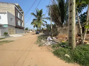 Villa inachevée 3 chambres à vendre en angle de rue à Avenou – 45 millions FCFA — photo 3