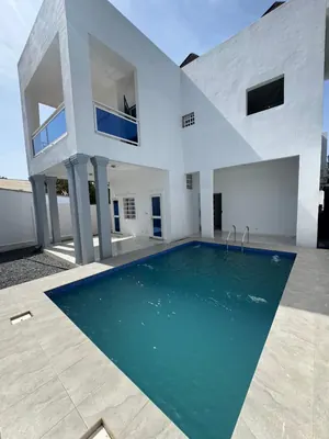 Villa duplex 6 chambres avec piscine à louer à Avedji – 1 000 000 FCFA — photo 4