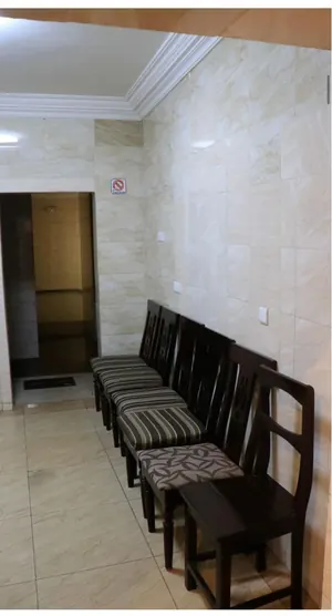 Vente d'un immeuble à Bé Kpéhénou, 2 compartiments (R+4 et R+3), 24 appartements + magasins, bord du goudron – 500 millions FCFA — photo 23