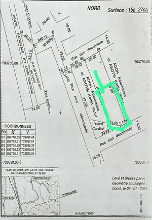 Terrain de plus d'un lot (727 m²) en vente à Davié – 8 millions FCFA
