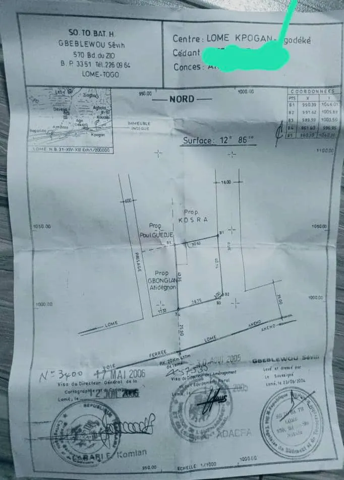Terrain de plus de 2 lots en vente à Kpogan Agodeke – 50 millions FCFA