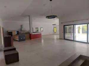 Villa 7 pièces à vendre sur 5 lots à Baguida – 1,2 milliard FCFA — photo 3