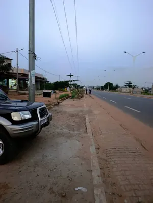 Terrain demi-lot de 300 m² en vente à Dangbéssito – 15 millions FCFA — photo 3