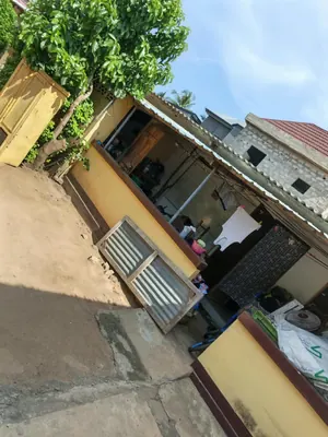 Terrain clôturé avec bâtiments en vente à Adidogomé Avenou Avé Maria – 57 millions FCFA — photo 7