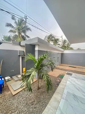 Villa meublée 5 pièces avec piscine et jardin à louer à Agoè Fil O Park – 1 000 000 FCFA/mois — photo 3