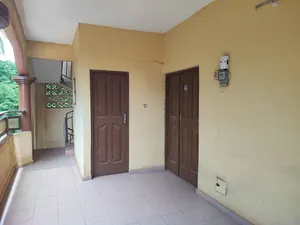 Maison en vente sur 1/4 de lot à Agoè Koffi Panou, proche du goudron – 22 millions FCFA — photo 2