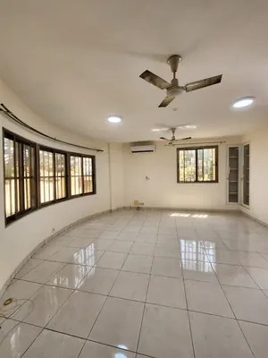 Villa duplex 4 chambres en location non meublée à Baguida (Lomé) – 1 200 000 FCFA/mois — photo 6