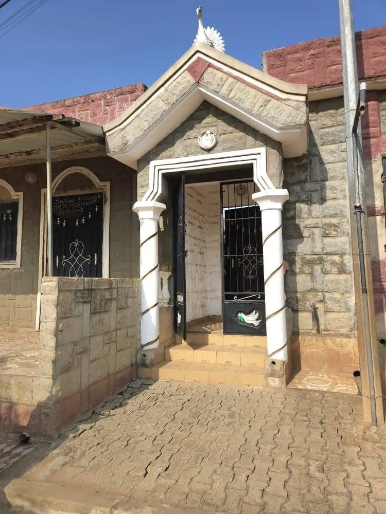 Villa 2 chambres à vendre à Agoè Légbassito, Athiomé – 32 millions FCFA