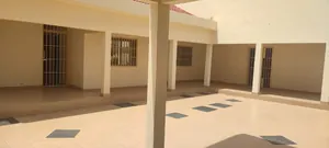Villa duplex 12 chambres 2400 m² à vendre à la Cité OUA (Caisse), Lomé – 1,8 milliards FCFA — photo 3
