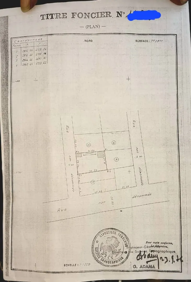 Terrain 709 m² en vente à Tokoin Sotèd – 40 millions FCFA