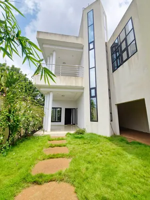 Villa duplex 4 chambres en vente sur demi-lot à Agoè Légbassito Madjikpet – 95 millions FCFA — photo 3