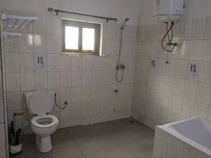 Villa 3 chambres en vente sur 300 m² à Agbalépédo – 80 millions FCFA — photo 2