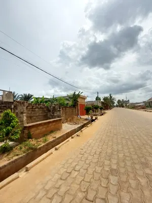 Villa inachevée 10 chambres et plus en vente au bord des pavés à Kégué – 60 millions FCFA — photo 5