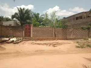 Terrain 600 m² en vente à Avedji Margo – 30 millions FCFA