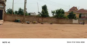 2 lots collés clôturés à vendre à Apédokoè Gbomamé – 50 millions FCFA par lot — photo 3