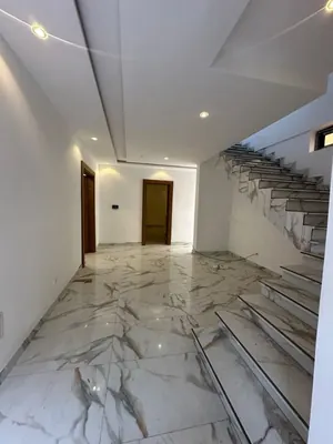 Villa duplex 4 chambres à louer à Adidoadin – 800 000 FCFA/mois — photo 2
