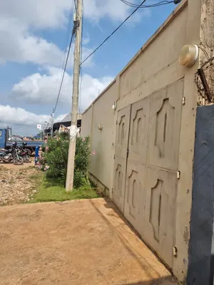 Terrain de 207 m² en vente en bord du goudron à Zanguéra Marché – 35 000 000 FCFA — photo 4